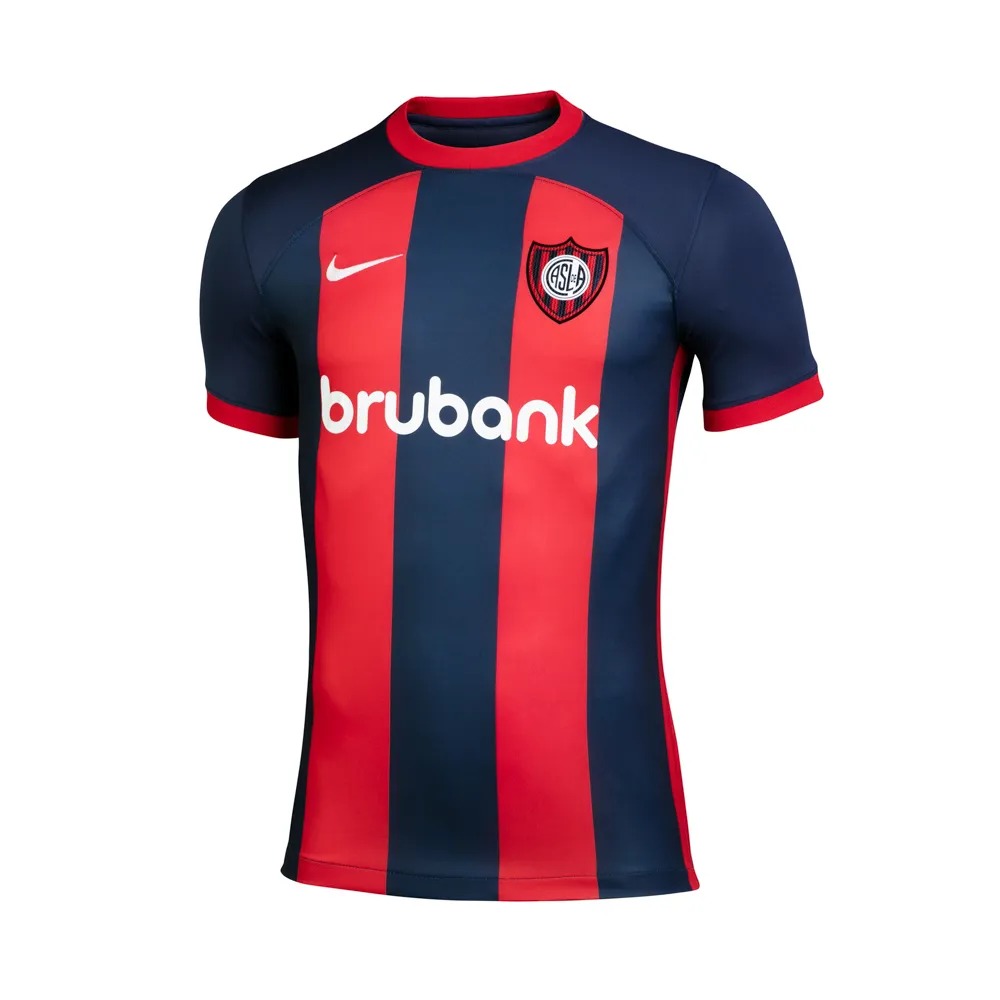 Nike Titular 2024