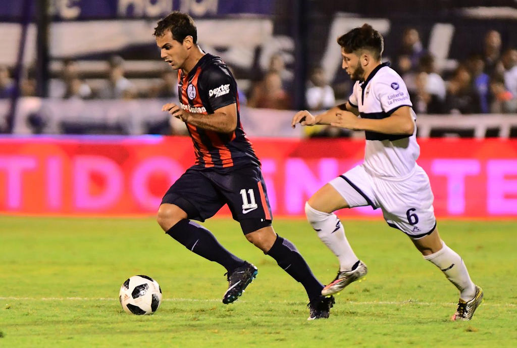 Cambio (Entrada) — vs Gimnasia y Esgrima La Plata