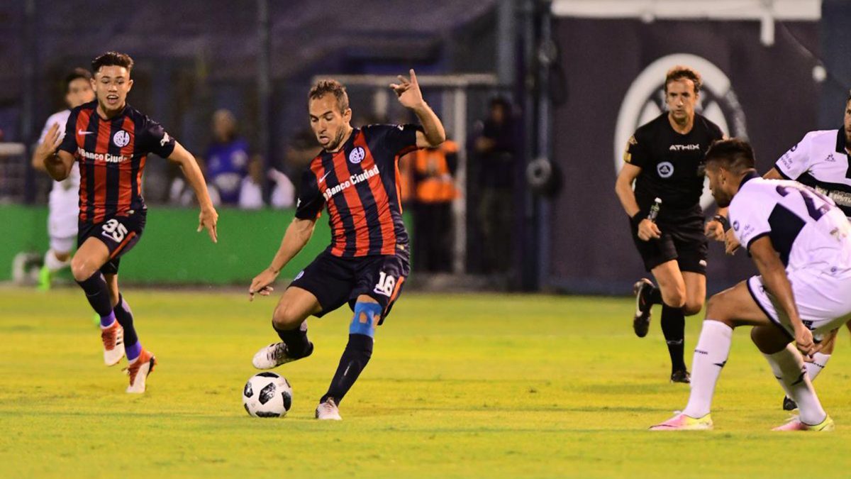 68' · Tarjeta Amarilla · Belluschi, Fernando Daniel