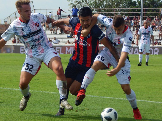 Tarjeta Roja — vs Patronato