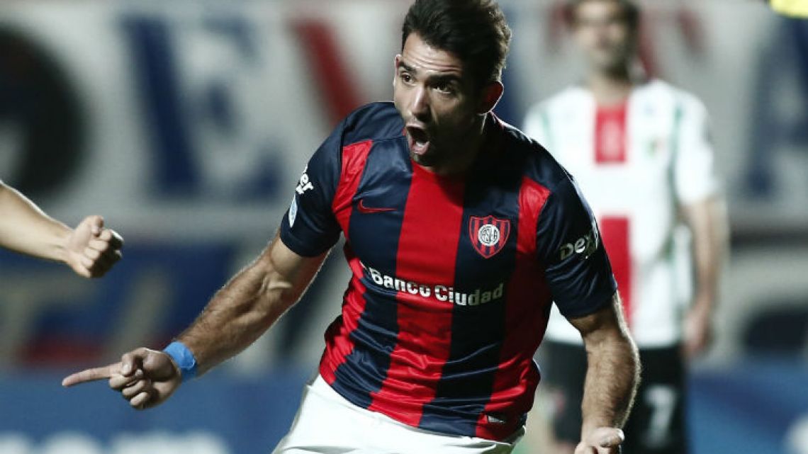 7' · Gol · Cauteruccio, Martin