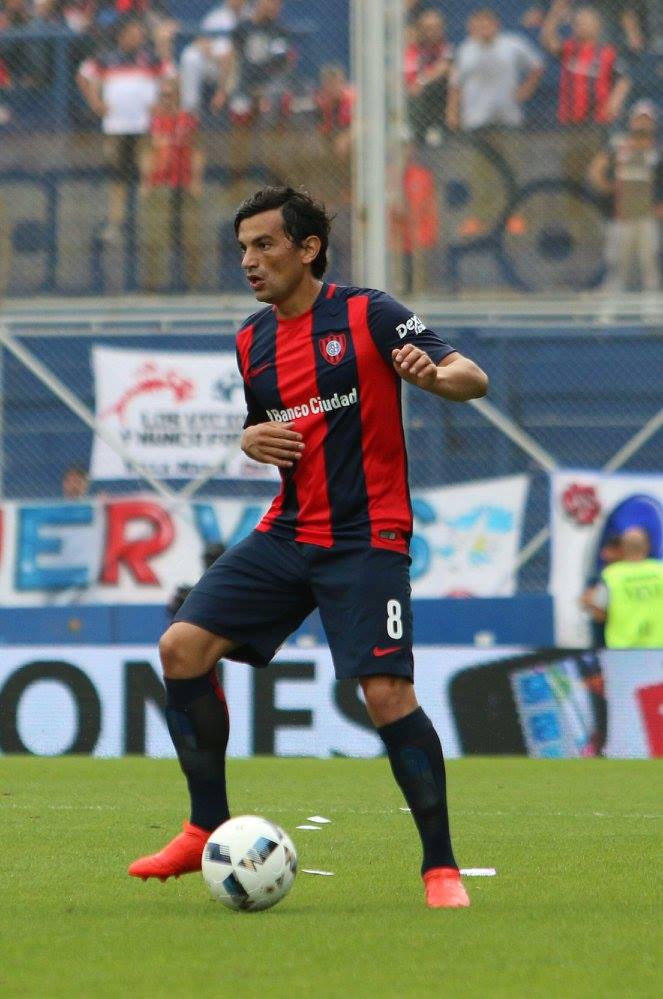 Cambio (Salida) — vs Velez