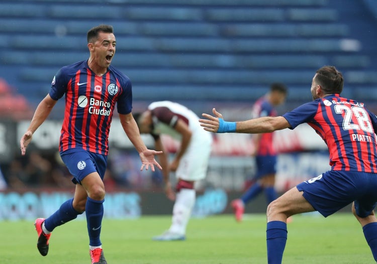 Gol — vs Lanus