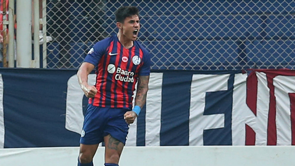 Gol — vs Lanus