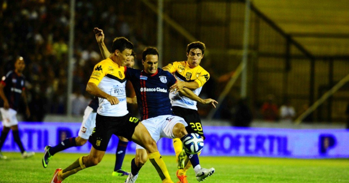 Tarjeta Roja — vs Olimpo