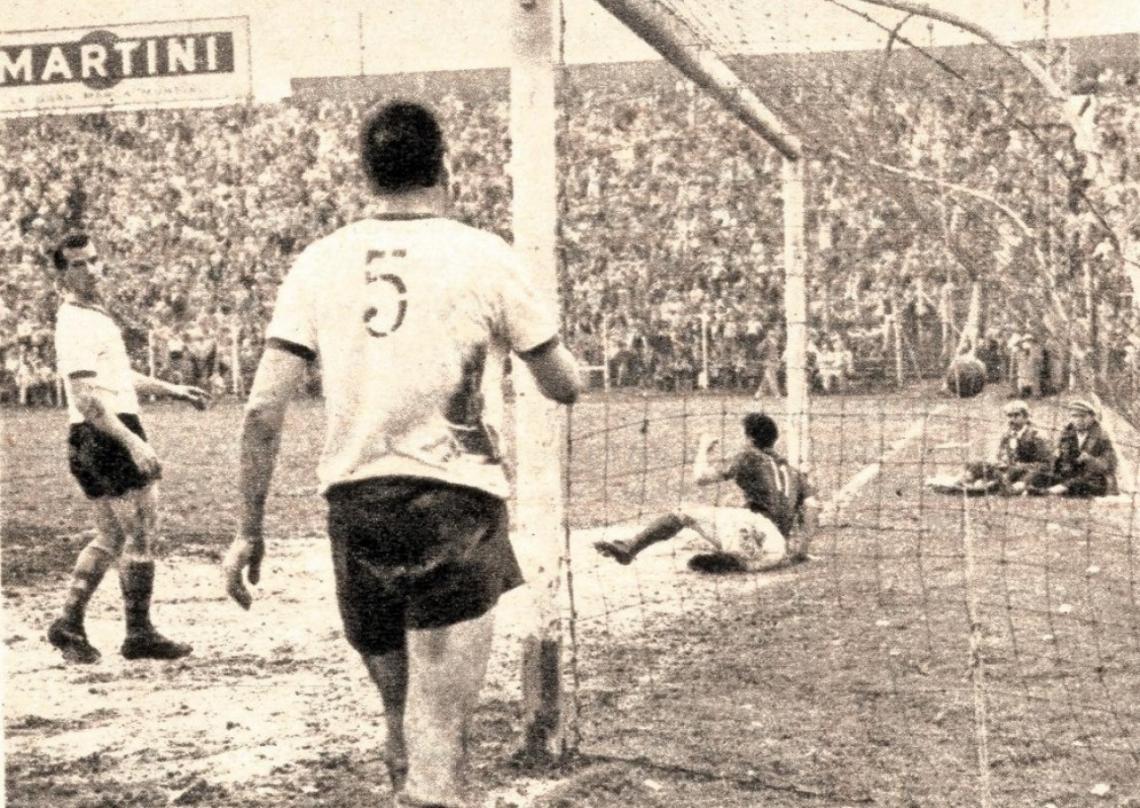 Gol — vs Huracán