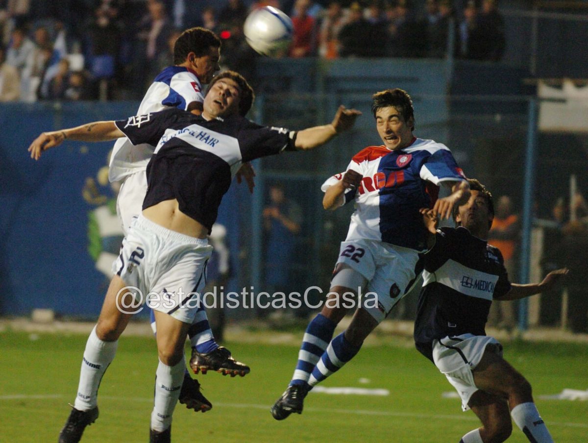 1' · Gol · Lavezzi, Ezequiel Iván