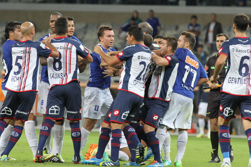 77' · Tarjeta Roja · Romagnoli, Leandro Atilio