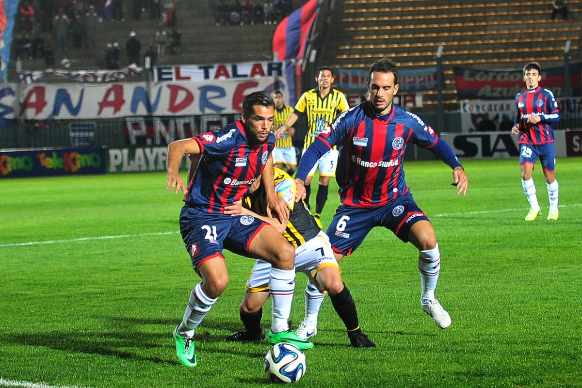 Cambio (Salida) — vs Almirante Brown