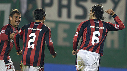 Gol — vs Banfield