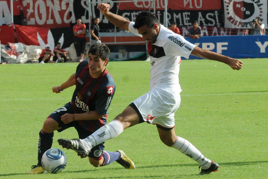 Tarjeta Amarilla — vs Newell's
