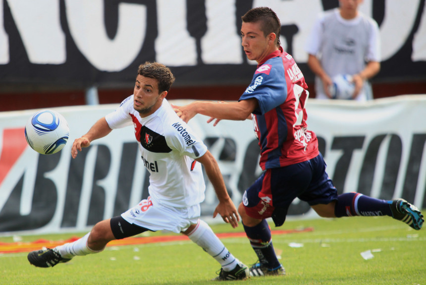 65' · Tarjeta Amarilla · Martinez, Adrian