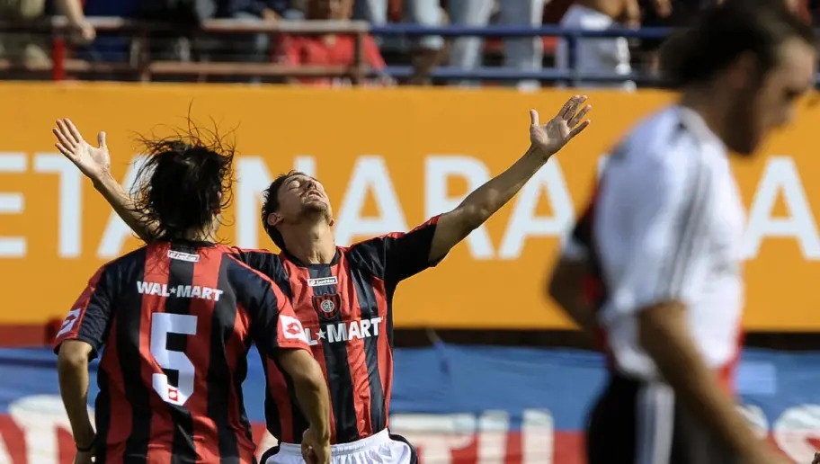 Gol — vs River Plate