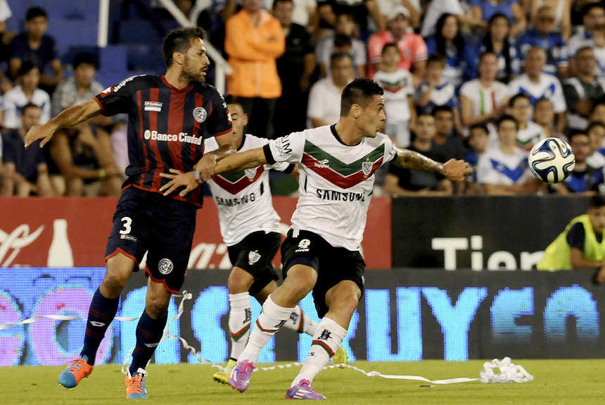Cambio (Salida) — vs Velez