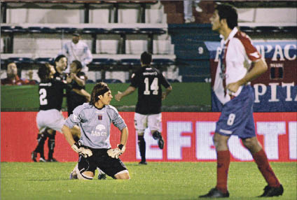 45' · Gol · Menseguez, Juan Carlos