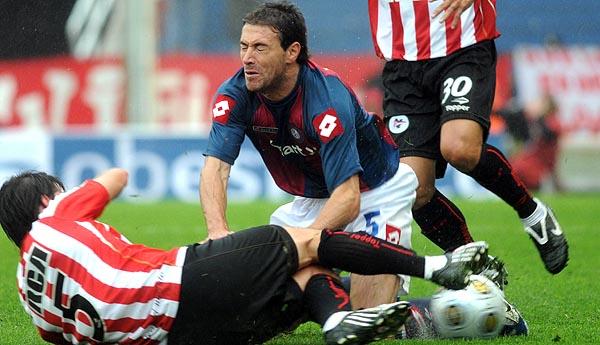 Tarjeta Amarilla — vs Estudiantes