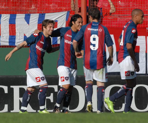 49' · Gol · Gomez, Alejandro