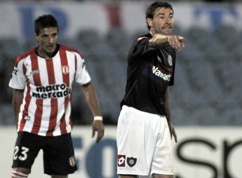 Cambio (Salida) — vs River Montevideo (Uruguay)