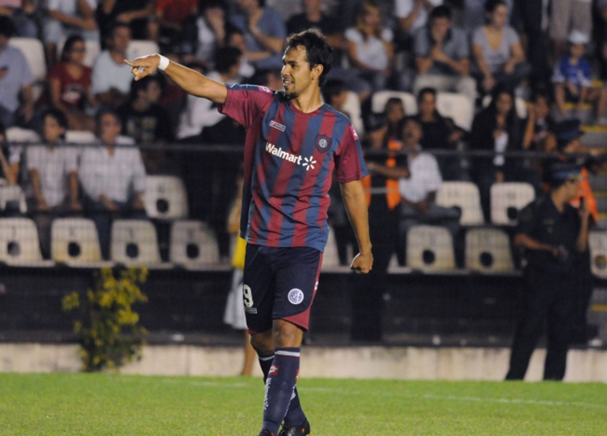 Gol — vs All Boys