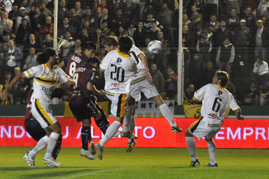 4' · Gol · Kalinski, Enzo Maximiliano