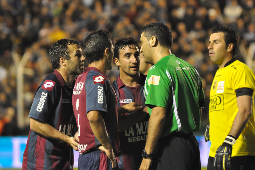 66' · Tarjeta Amarilla · Kalinski, Enzo Maximiliano