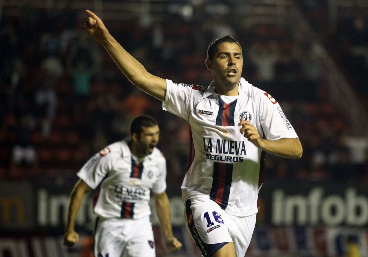Gol — vs Tigre