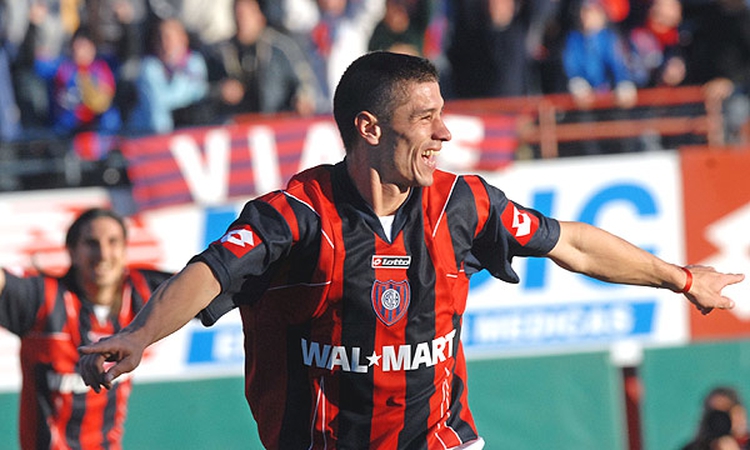 Gol — vs Racing Club