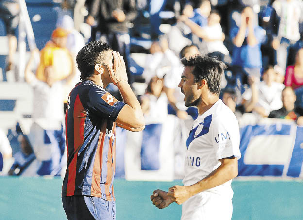 62' · Penal errado · Stracqualursi, Denis