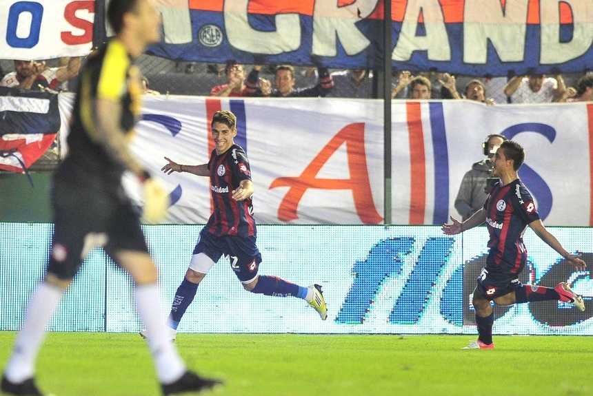 23' · Gol · Navarro, Leandro Alexis
