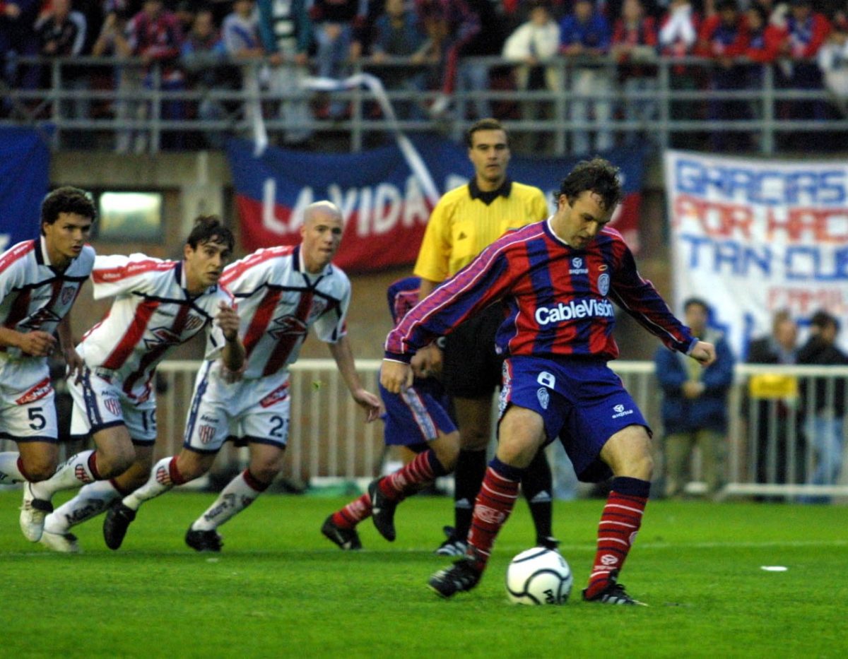 8' · Penal convertido · Romeo, Bernardo Daniel