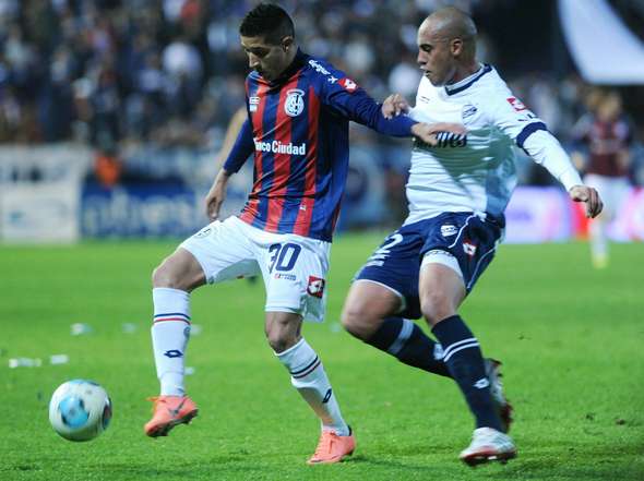 75' · Cambio (Salida) · Veron, Gonzalo