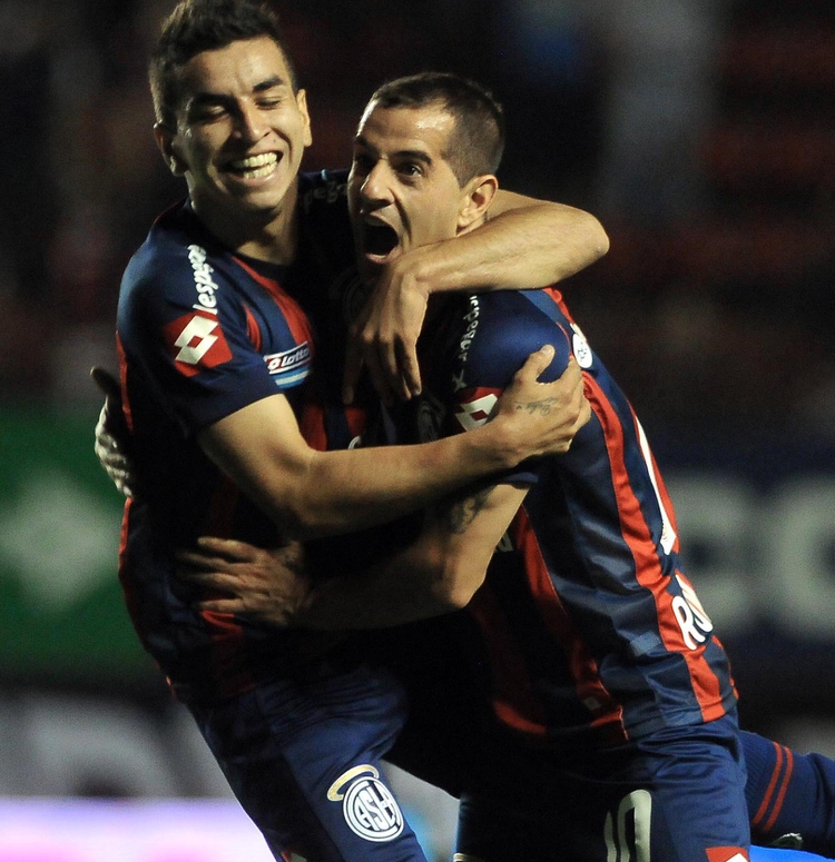 44' · Gol · Correa, Ángel Martín