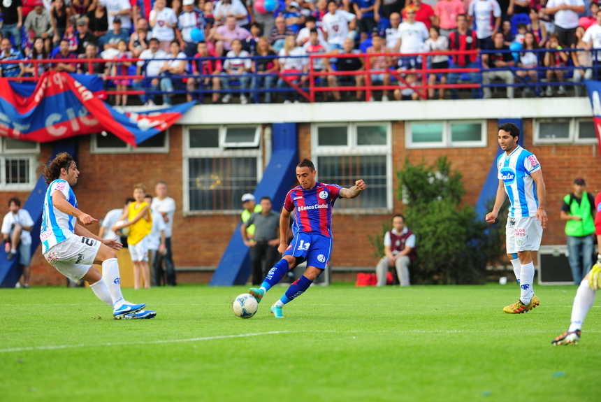 Cambio (Salida) — vs Atletico Rafaela