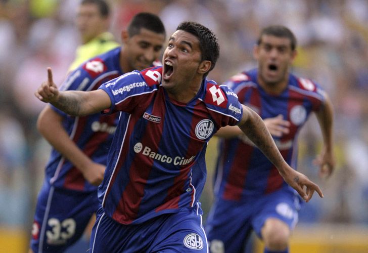 Gol — vs Boca Juniors