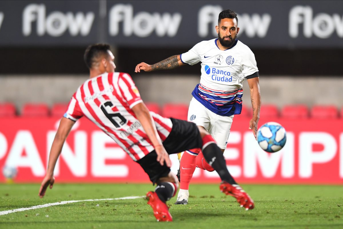 Cambio (Salida) — vs Estudiantes
