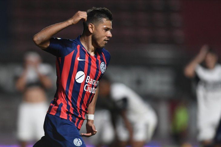 Gol — vs Gimnasia y Esgrima La Plata