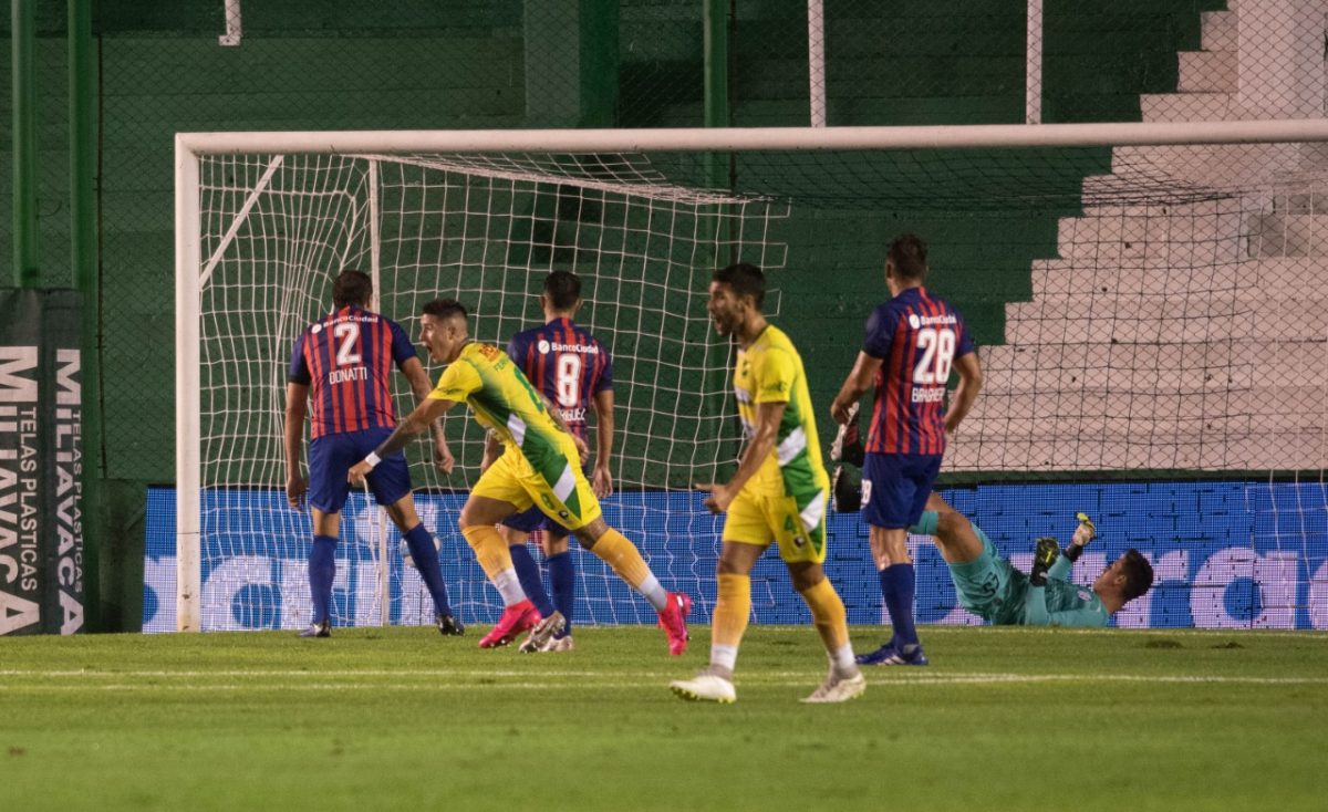 25' · Gol Rival · Benitez, Marcelo Nicolás
