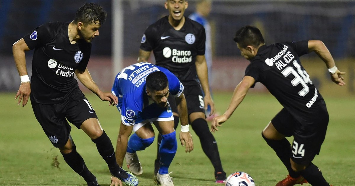 Cambio (Salida) — vs 12 de Octubre (Paraguay)