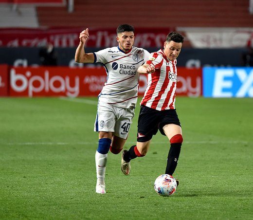 Cambio (Salida) — vs Estudiantes