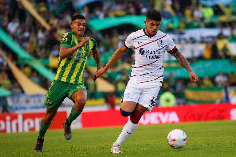Tarjeta Amarilla — vs Aldosivi