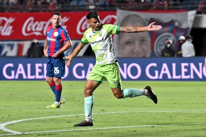 8' · Gol Rival · Bou, Walter Ariel