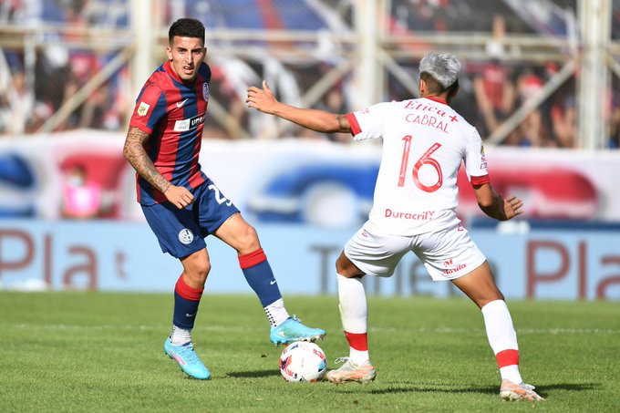 Cambio (Salida) — vs Huracán