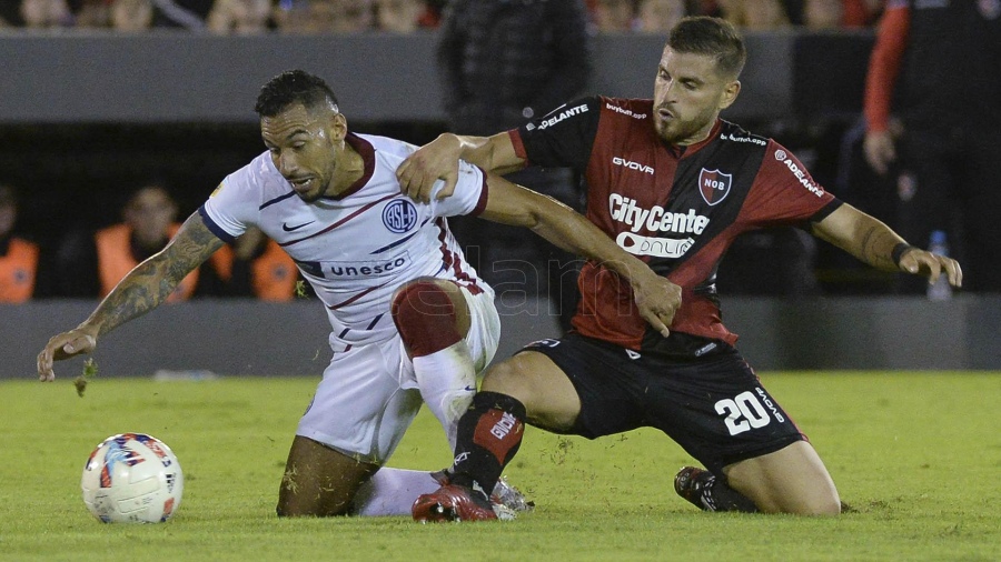 Tarjeta Amarilla — vs Newell's