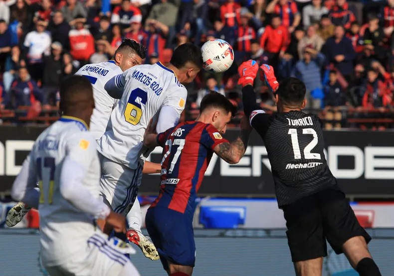 28' · Gol Rival · Rojo, Marcos