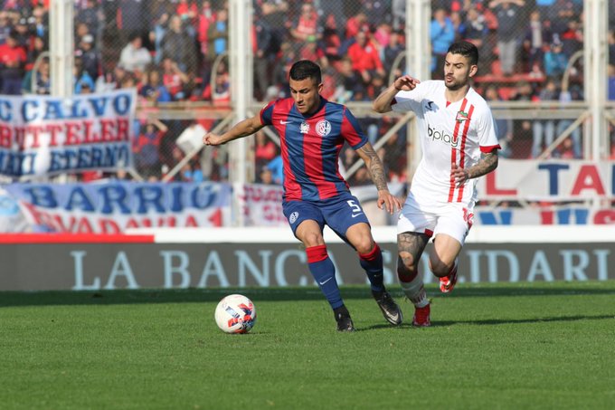 23' · Tarjeta Amarilla · Mendez, Juan Ignacio