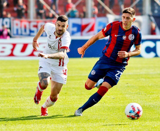 Tarjeta Amarilla — vs Estudiantes