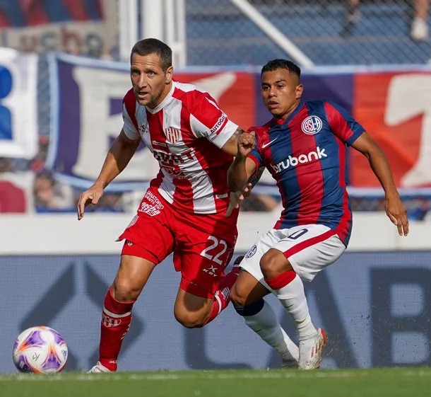 84' · Cambio (Entrada) · Barrios, Cristian Nahuel
