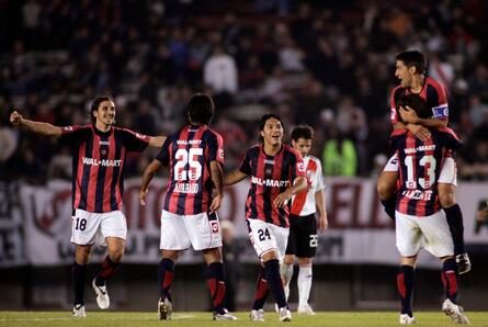 Cambio (Entrada) — vs River Plate