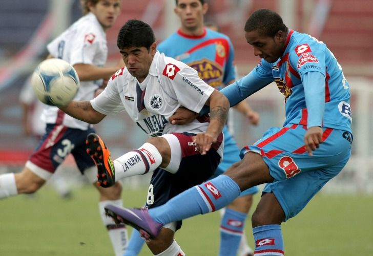 76' · Cambio (Salida) · Bazan, Gonzalo Ismael