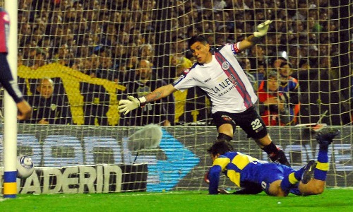50' · Gol Rival · Cvitanich, Dario